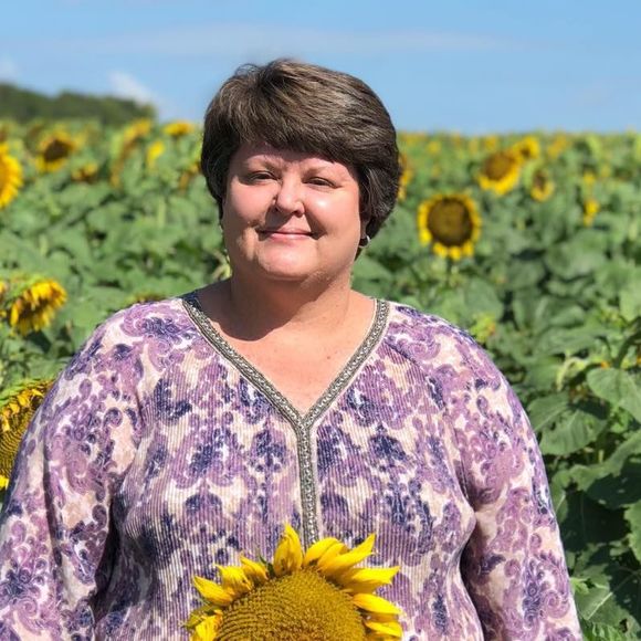 Meet your Posher, Nancy - Picture 1 of 1